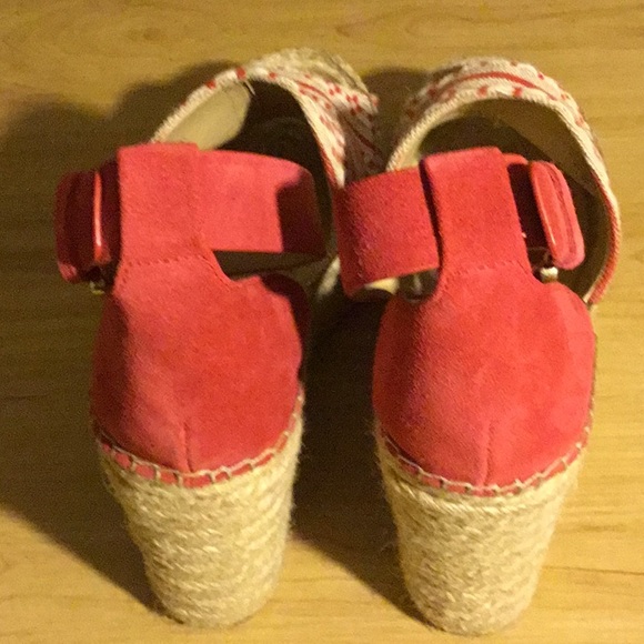 Shoes - Picture 3 of 5